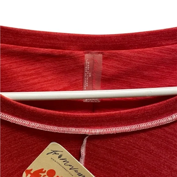 NWT FP Movement Right on Run Layer in Winterberry - Picture 9 of 9